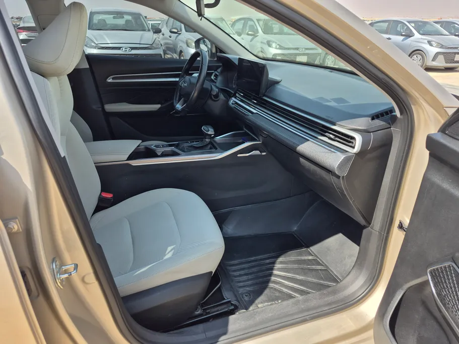 جيلي امجراند GS 2023 