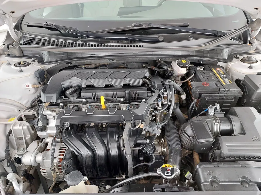 2024 Hyundai Elantra Smart 