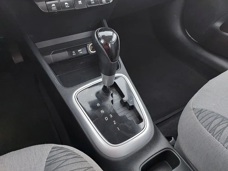 2023 Kia Pegas LX 