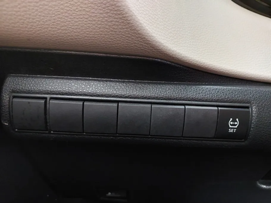 2024 Toyota Corolla XLI 
