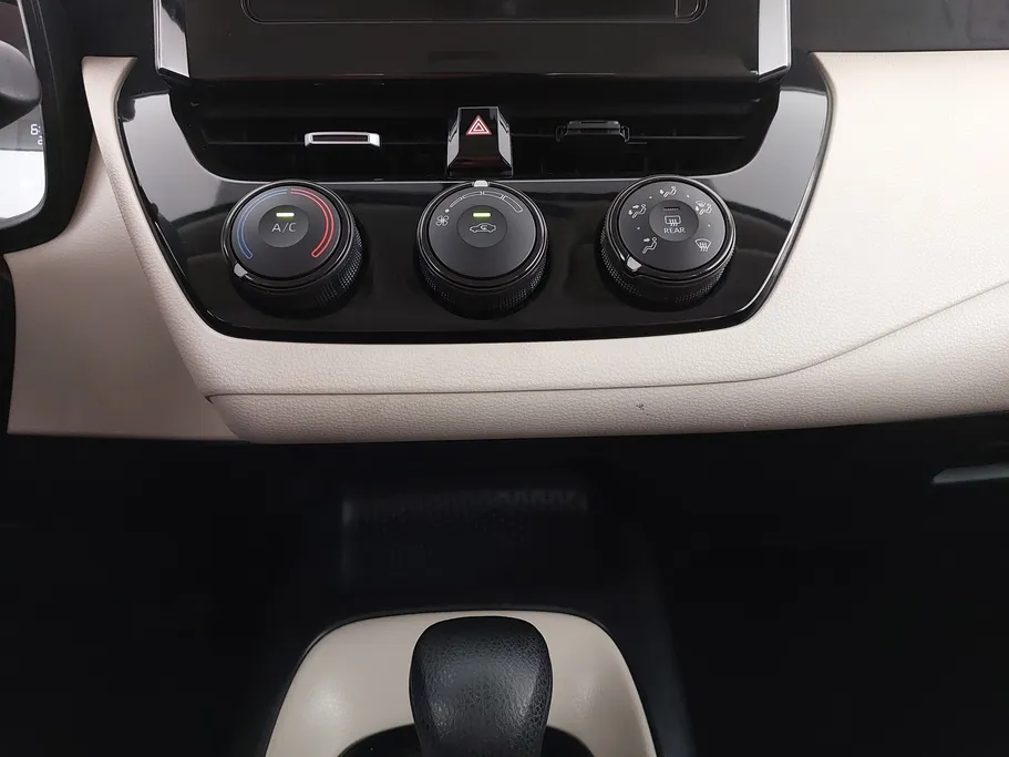 2024 Toyota Corolla XLI 