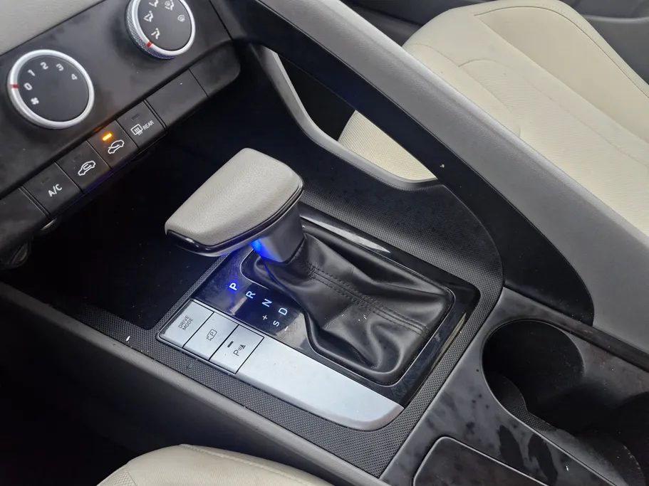 2024 Hyundai Elantra Fleet 