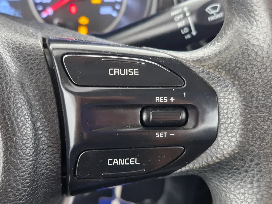 2023 Kia Pegas LX 