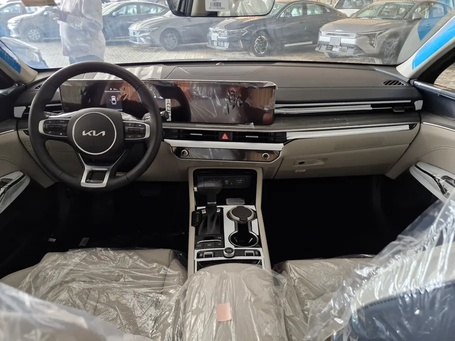 2027 Kia K5 GLS 