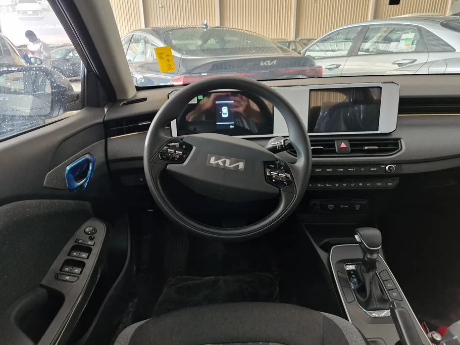 2027 Kia K3 GL 