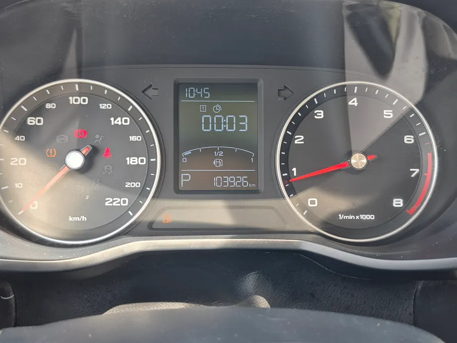 ام جي 5 STD 2023 