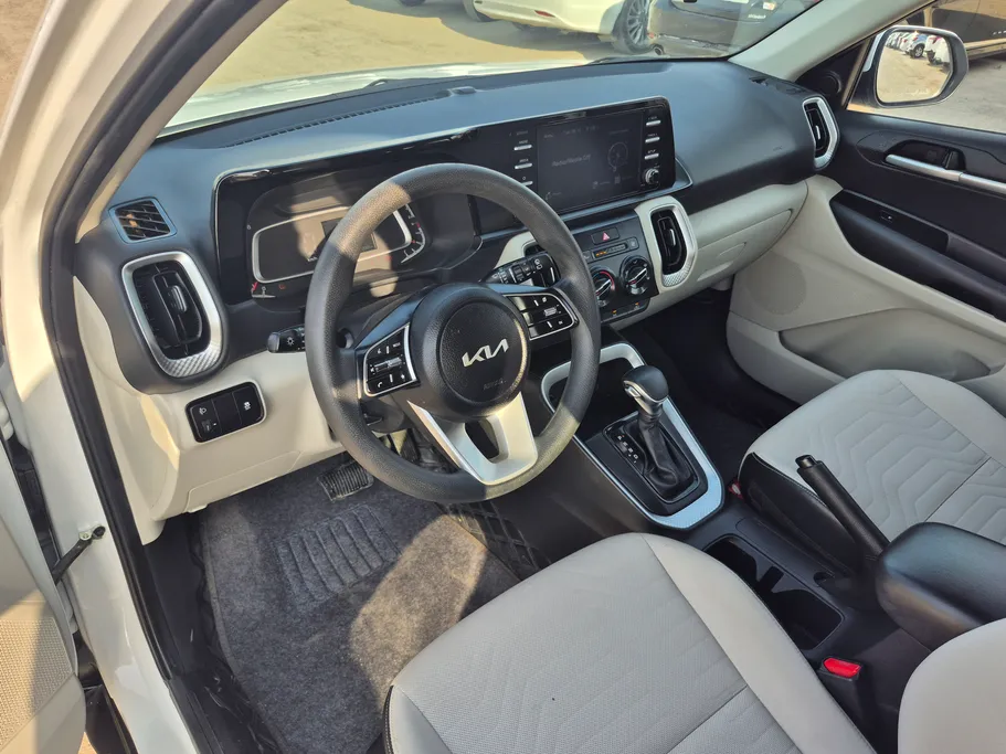 2023 Kia SONET LX 