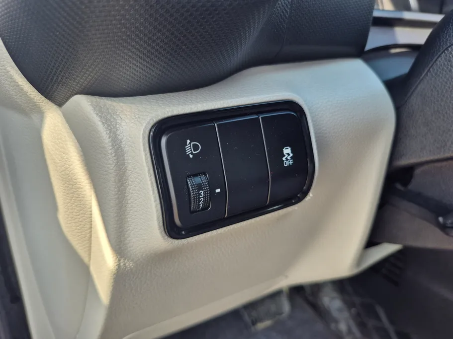 2023 Kia SONET LX 