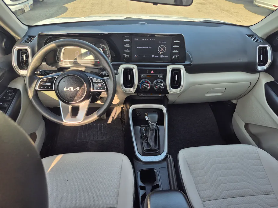 2023 Kia SONET LX 