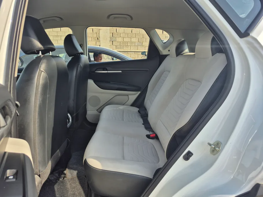 2023 Kia SONET LX 