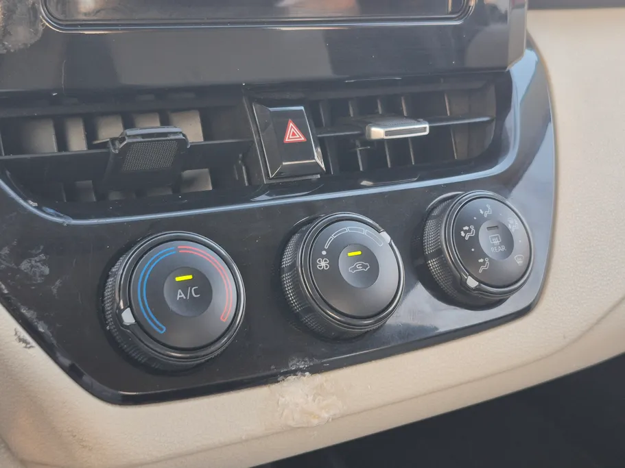 2024 Toyota Corolla XLI 