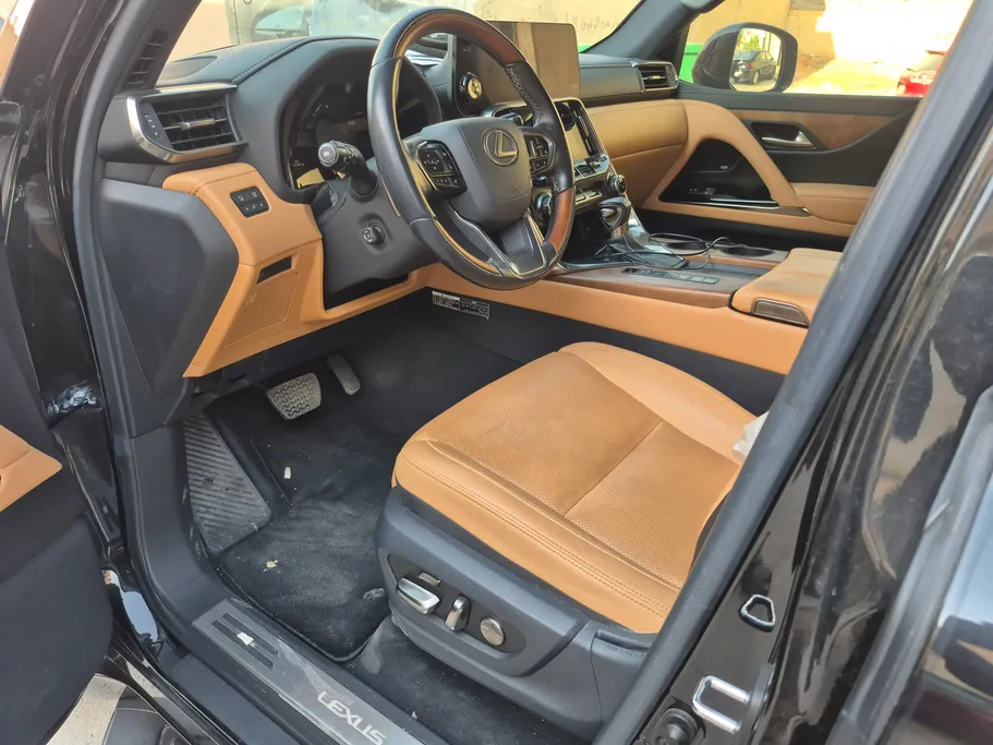 لكزس LX 600 2024 