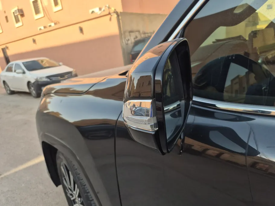 لكزس LX 600 2024 