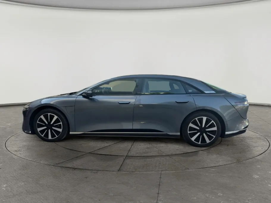 2024 Lucid Air Touring 