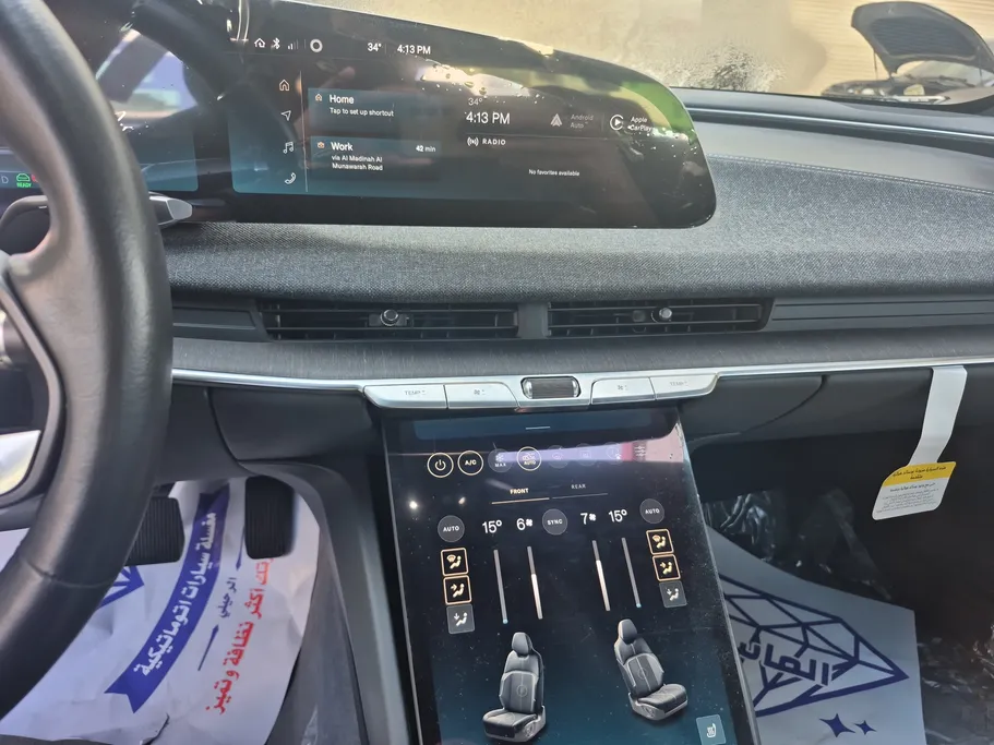 2024 Lucid Air Touring 
