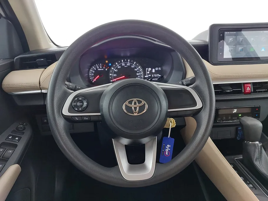 2024 Toyota Yaris  Y 