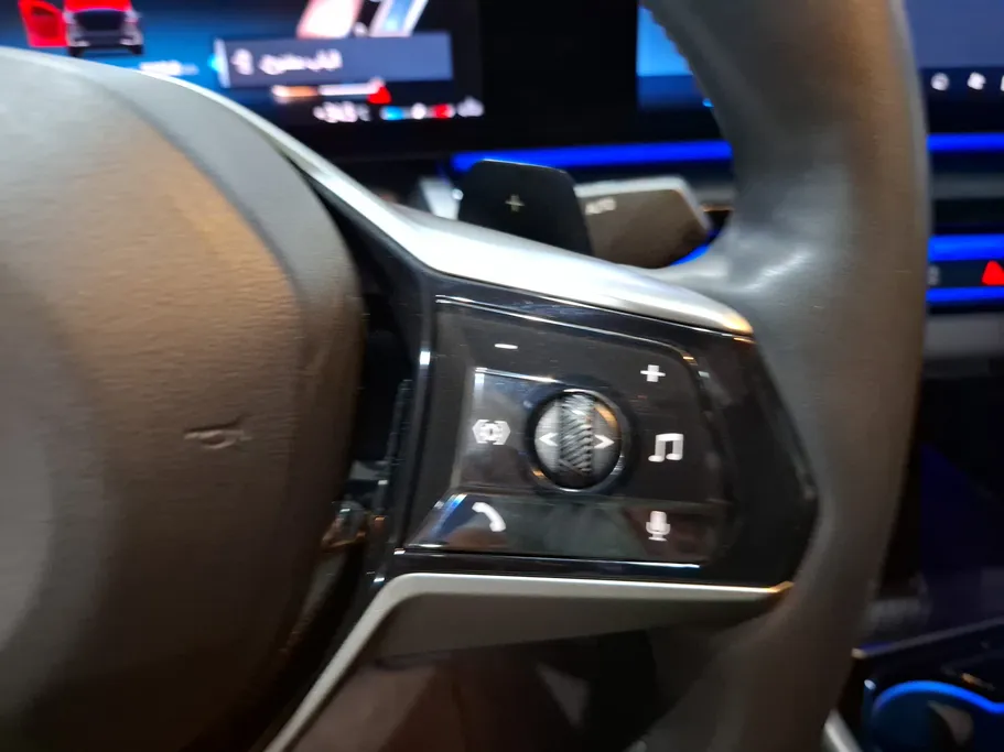 بي ام دبليو الفئة الخامسة 520i 2024 