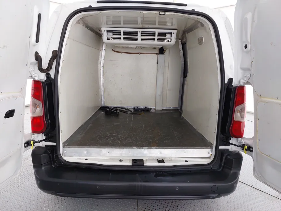 2022 Peugeot Partner Refrigerated 