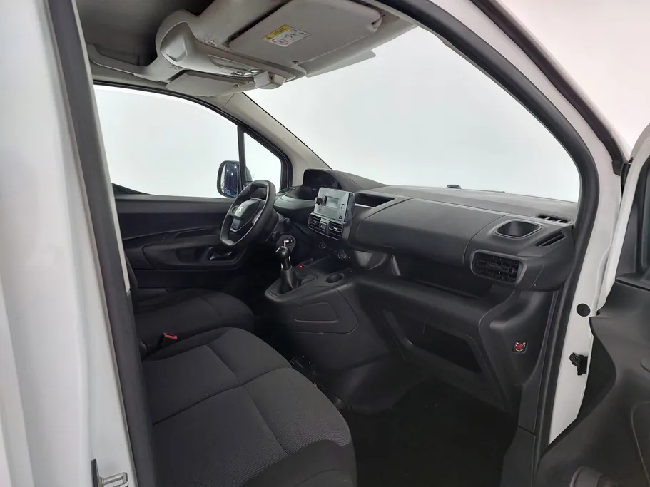 2022 Peugeot Partner Refrigerated 