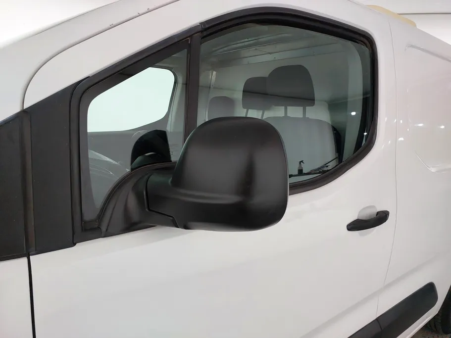 2022 Peugeot Partner Refrigerated 