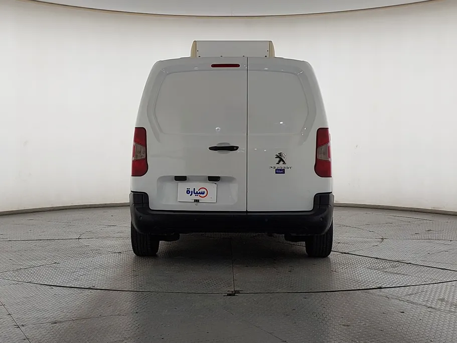 2022 Peugeot Partner Refrigerated 