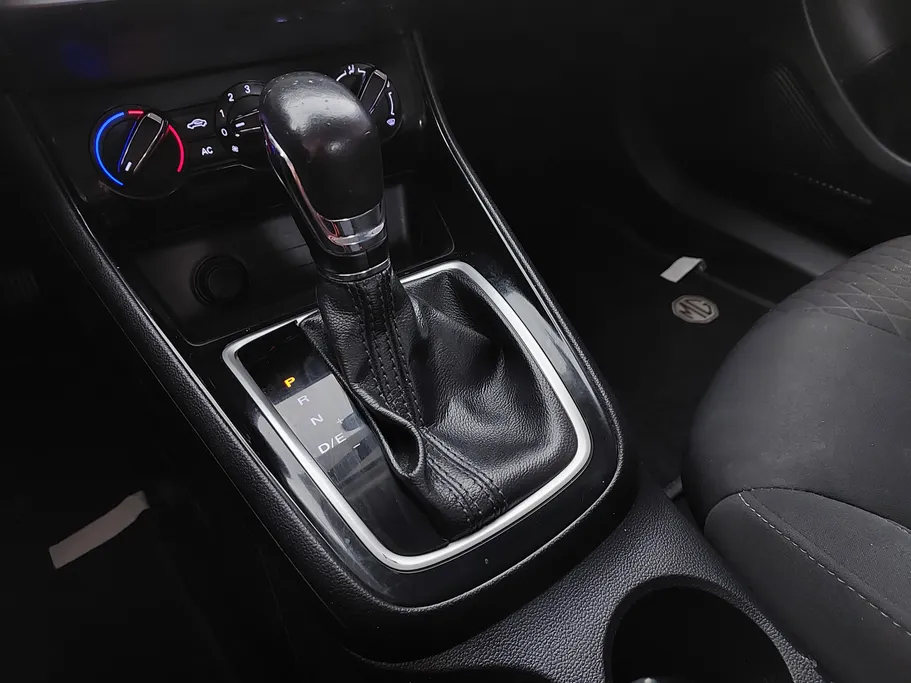 2023 MG 5 STD 