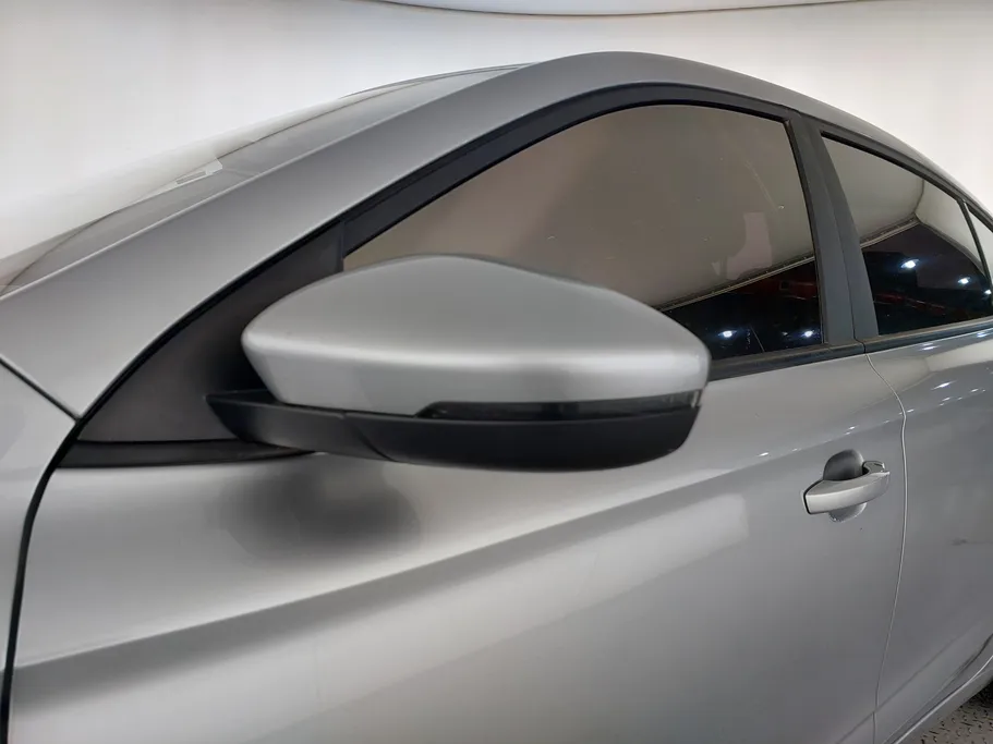 2023 MG 5 STD 