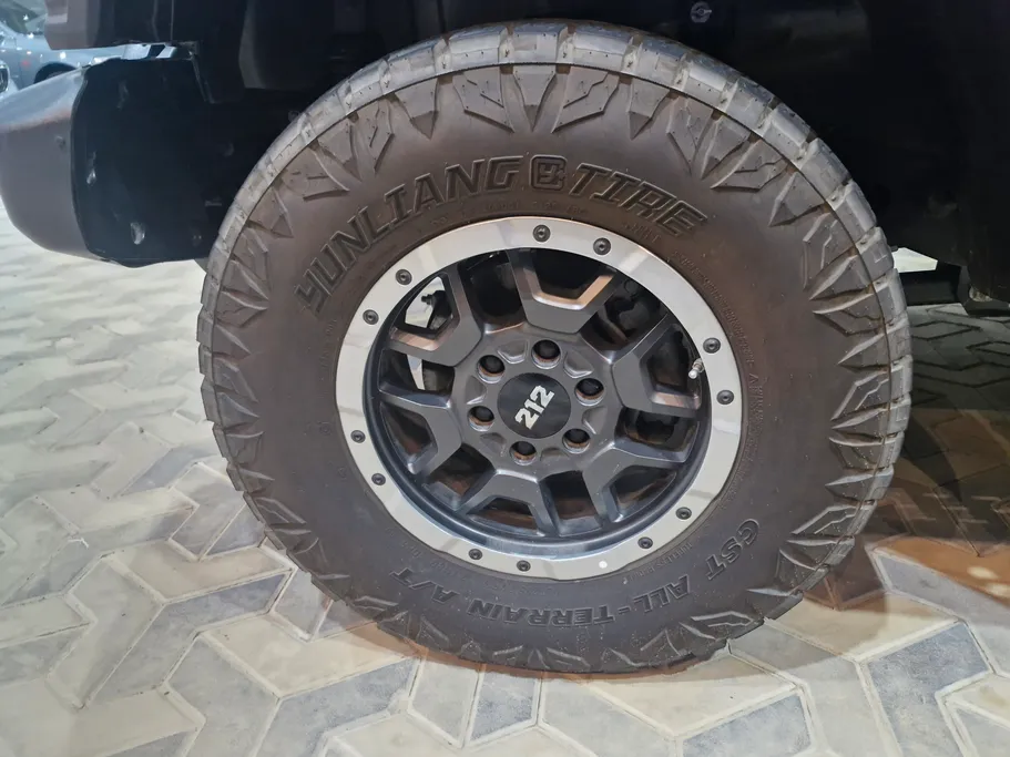 2027 باو 212 T01 Navigator 