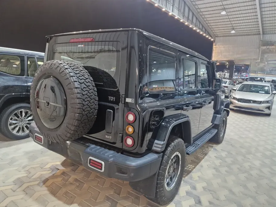 2027 باو 212 T01 Navigator 