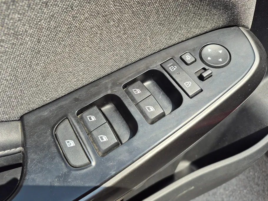 2024 Kia K3 EX 