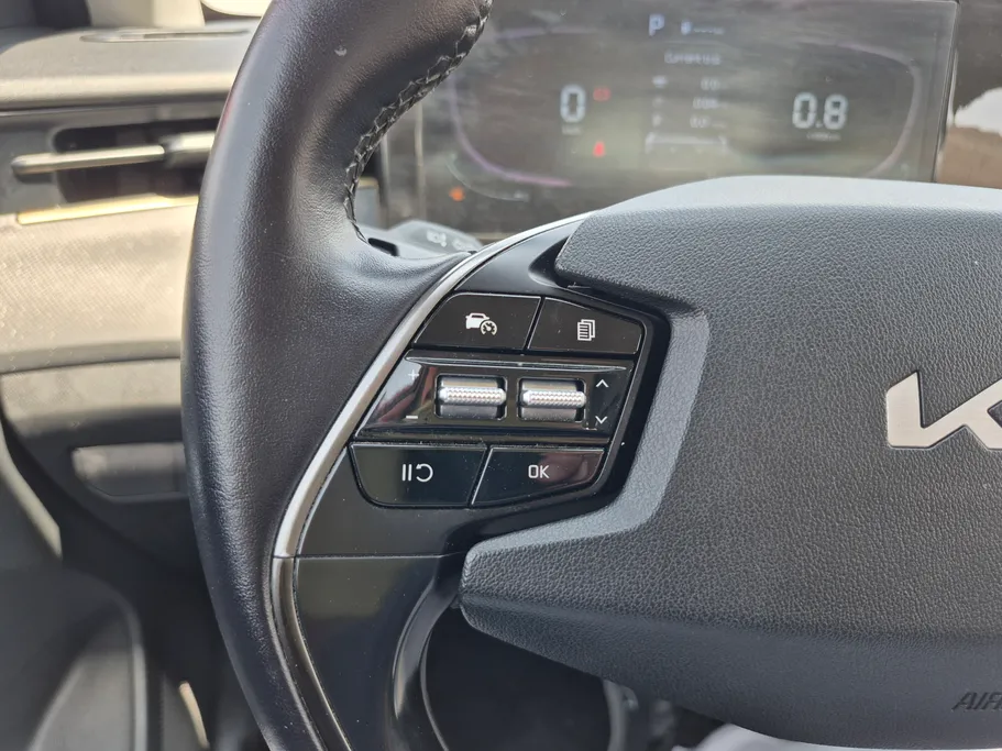2024 Kia K3 EX 