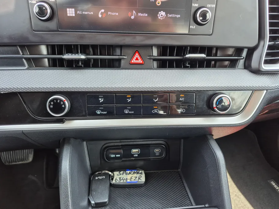 2025 Kia Sportage LX 