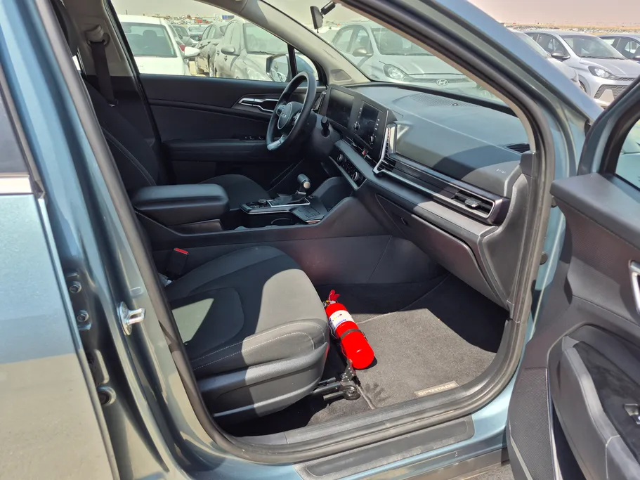 2025 Kia Sportage LX 