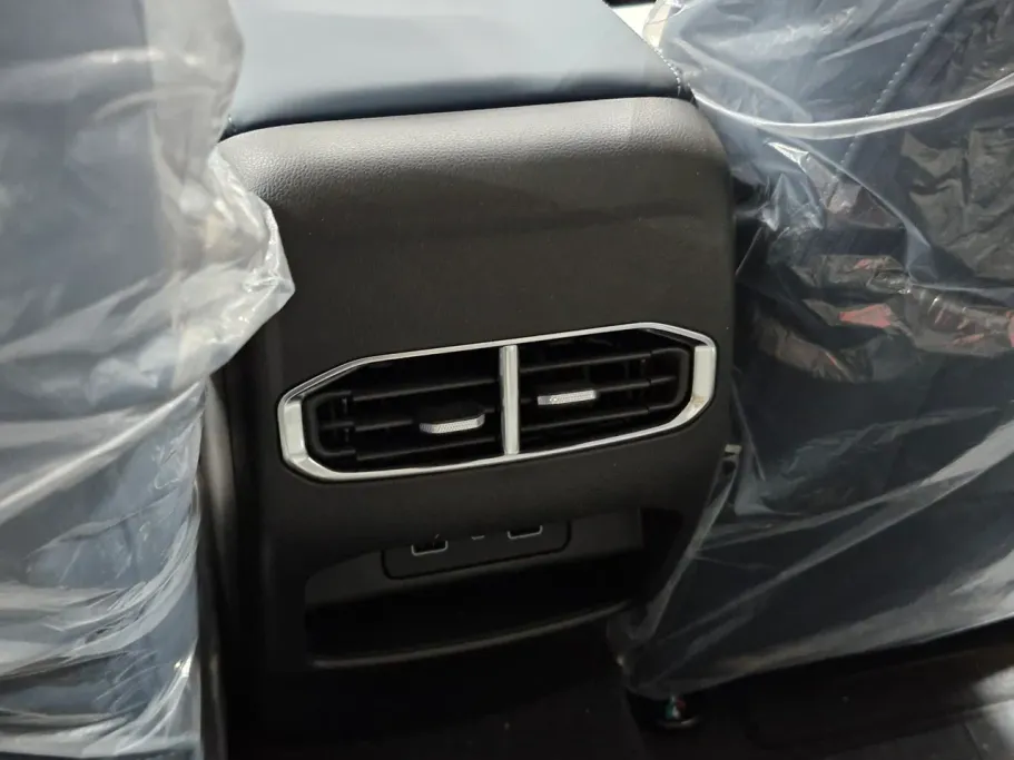 2027 Jetour X50 Premium 