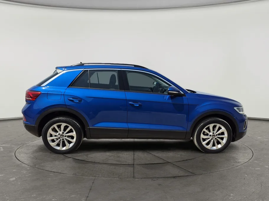 2024 Volkswagen T Roc Life 