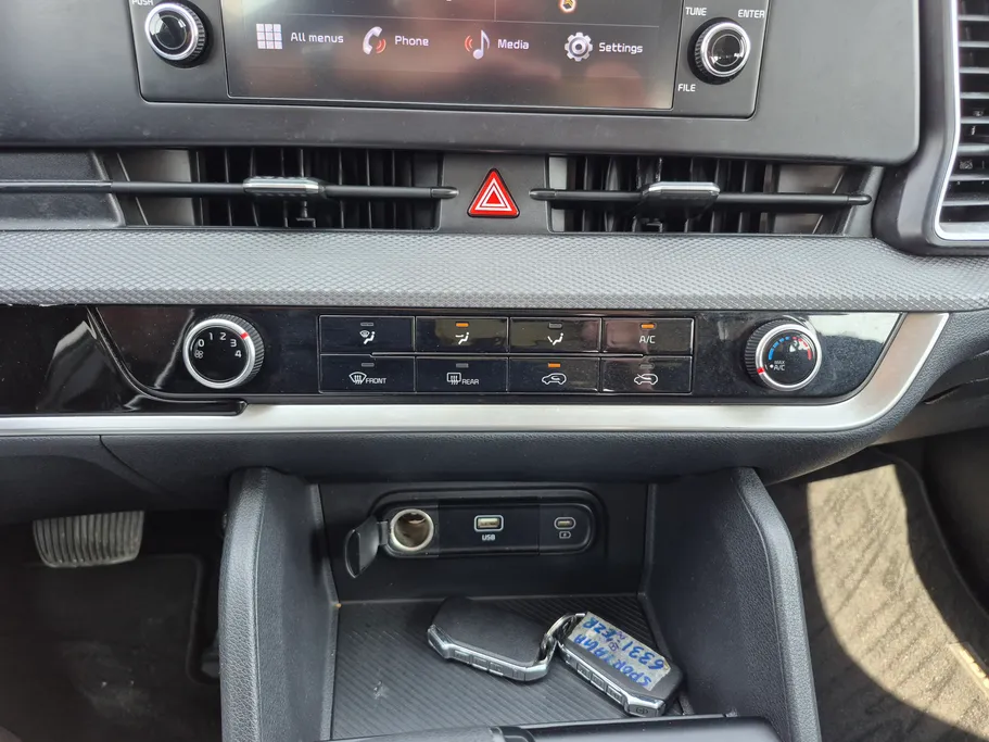 2025 Kia Sportage LX 