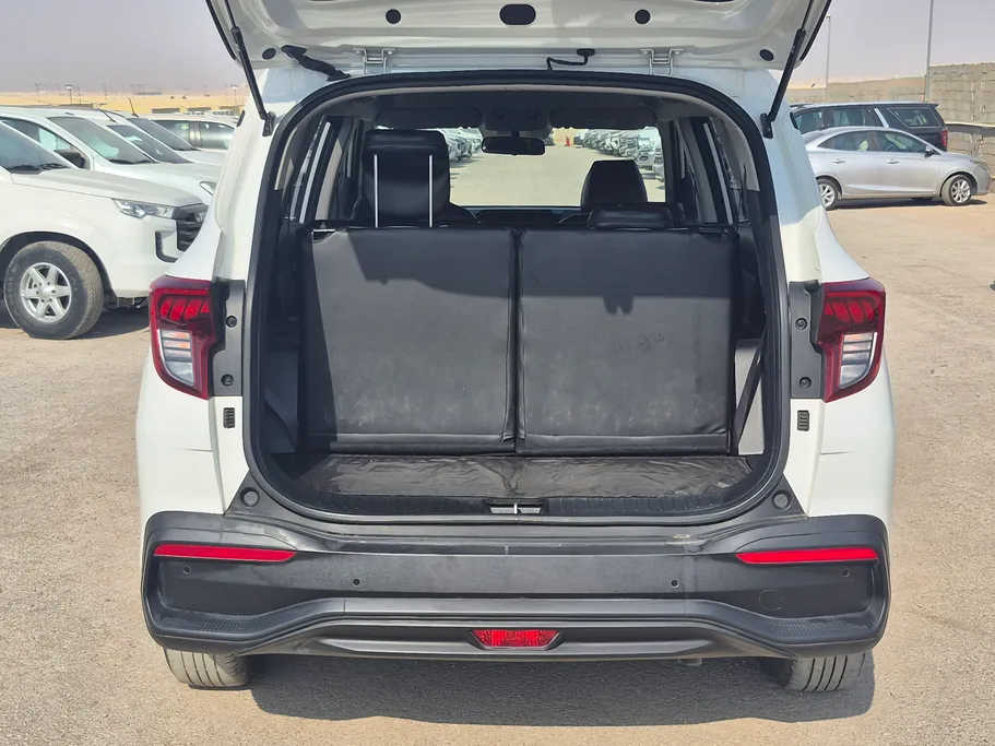 2025 Kia Carens LX S1 