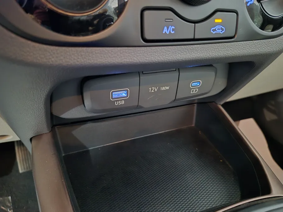 2024 Hyundai Grand i10 Fleet 