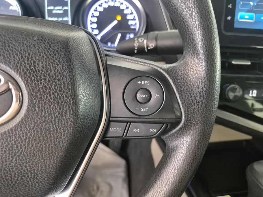 2023 Toyota Camry  LE 