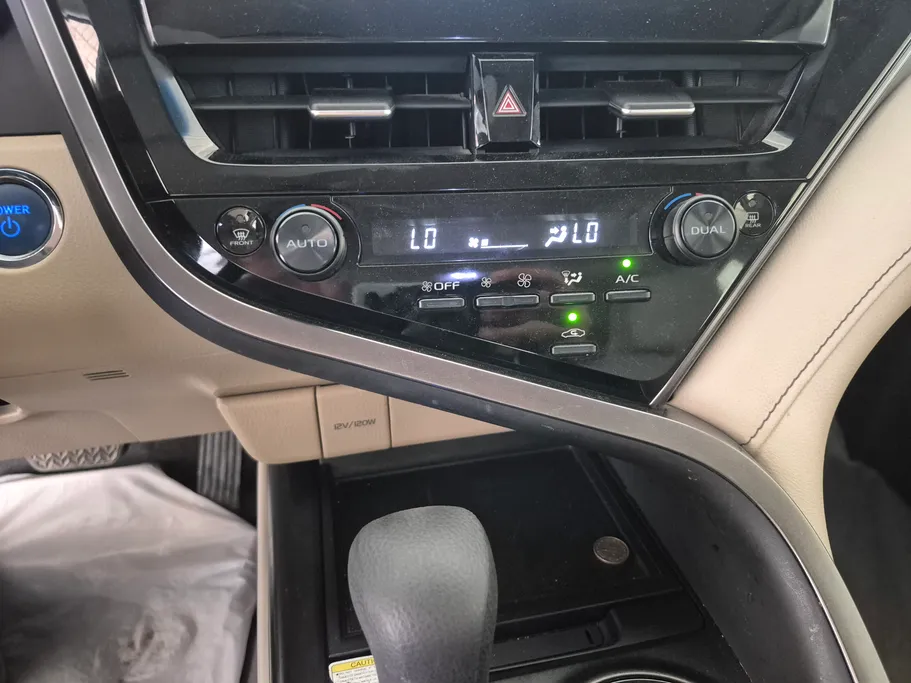 2023 Toyota Camry  LE 