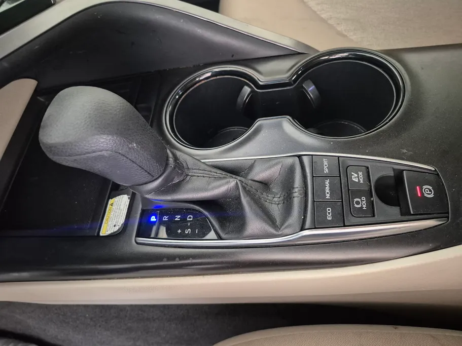 2023 Toyota Camry  LE 