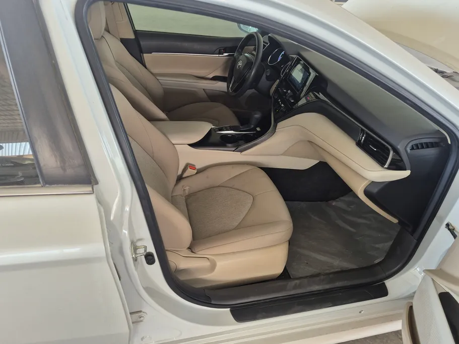 2023 Toyota Camry  LE 