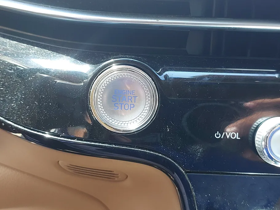 2025 Genesis G80 PRESTIGE 
