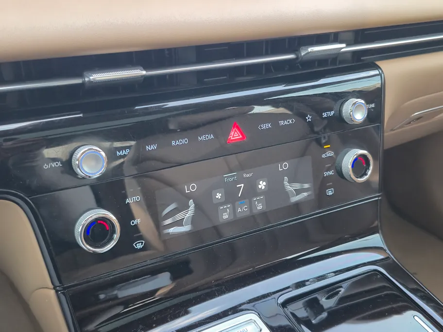 2025 Genesis G80 PRESTIGE 