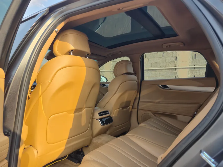2025 Genesis G80 PRESTIGE 