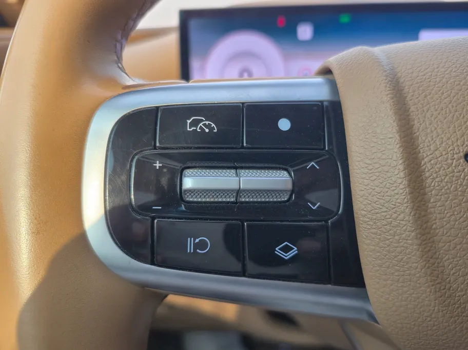 2025 Genesis G80 PRESTIGE 