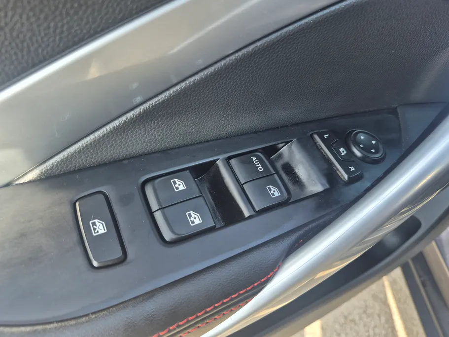 2023 Chevrolet Groove Premier 