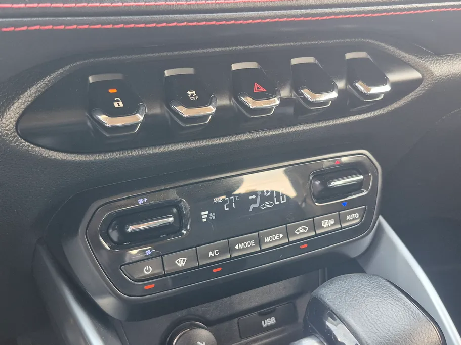 2023 Chevrolet Groove Premier 