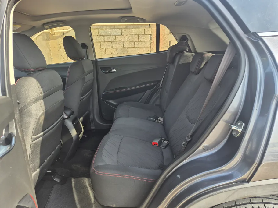 2023 Chevrolet Groove Premier 