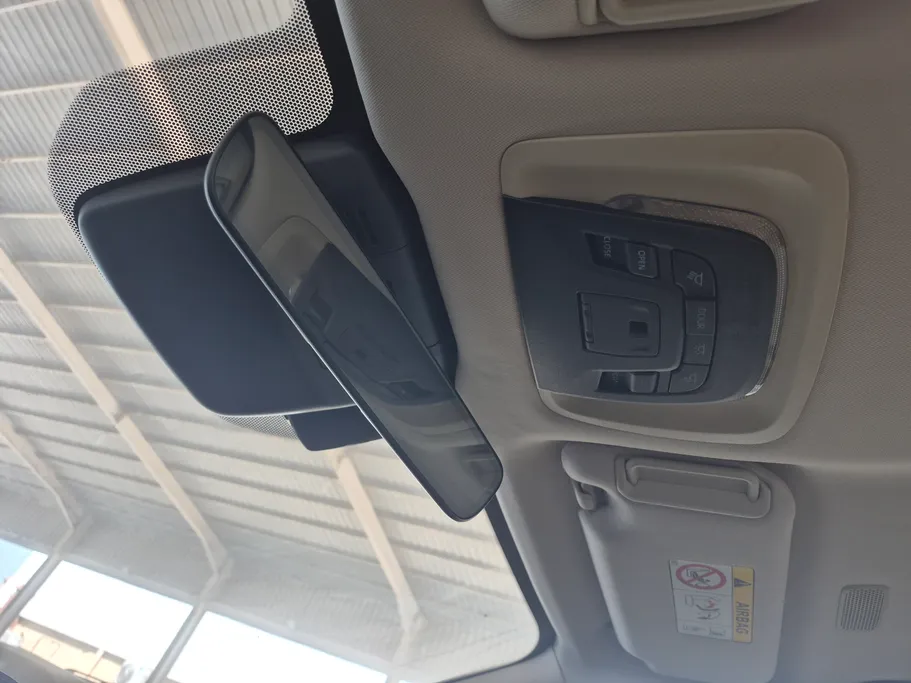 2025 Toyota Crown Premium 